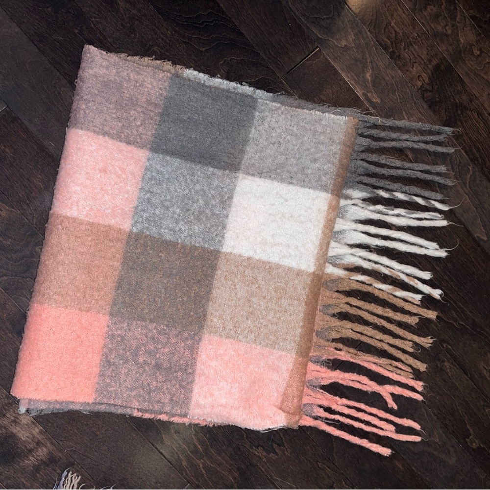 Winter scarf